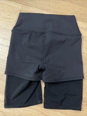 Alo shorts thumbnail 4