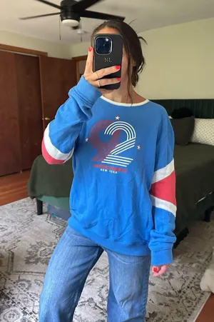 Abercrombie & Fitch Crewneck thumbnail 1