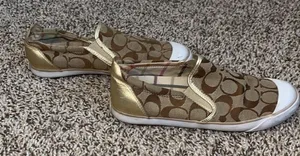 Coach women’s Beale Signature Slip On Loafer Sneaker size 7‎ thumbnail 1