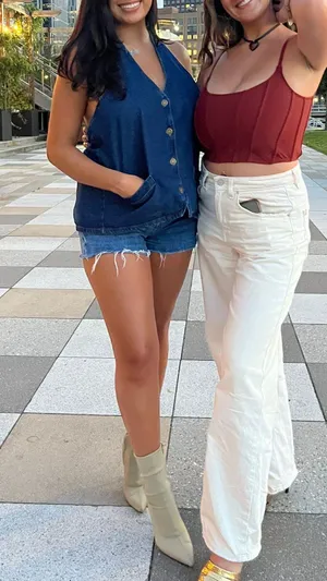 Urban Outfitters Top thumbnail 2