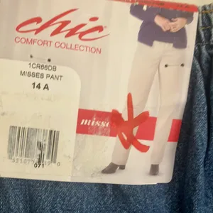 FINAL MARKDOWN NWT chic denim jeans 14 thumbnail 4