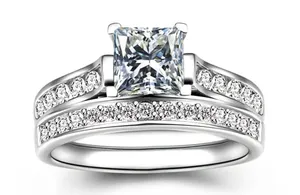 Gorgeous Ladies Stainless Steel Silver 2 Piece Band & Ring Size 8 thumbnail 1
