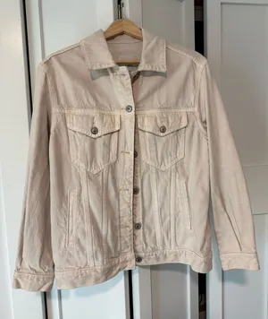 Abercrombie Oversized light pink denim jacket thumbnail 1