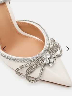Steve Madden Viable Pump in off-white thumbnail 3