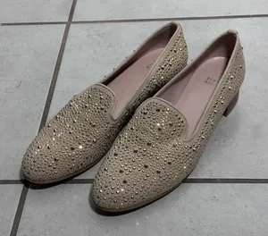 Stuart Weitzman Women Slipbeads Beige Blush Suede Gold Studded Loafer Flats‎ 8.5 thumbnail 1