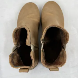 Baretraps Tan Chelsea Ankle Booties Faux Leather Round Toe Size 7M‎ BC0016702 thumbnail 6