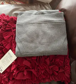 Lululemon scuba oversized half zipper hood sweater NWT. Color in heathered speckled black in original package. Size M/L item coming with one free shopping bag thumbnail 12