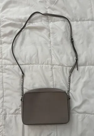 Crossbody thumbnail 2