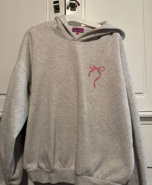 Edikted Grey Hoodie thumbnail 1