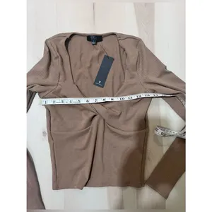 Lulus NWT Women Small Brown Ribbed Long Sleeve Twist-Front Top Fall Minimalist thumbnail 5