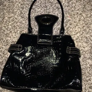 👜👜👜3 for 12$👜👜👜Black Patent Purse thumbnail 5