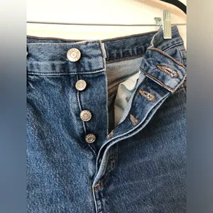 Agolde Riley High Rise Crop Distressed Hem Jeans Size 27 thumbnail 5