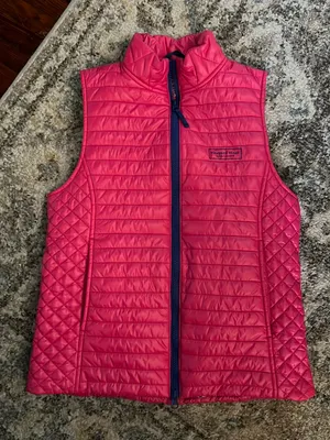 Vineyard Vines Puffer Vest thumbnail 1