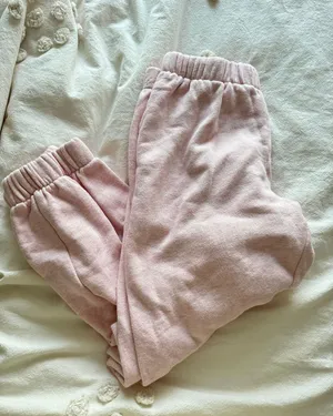 Brandy Melville Rare  Rosa Sweatpants thumbnail 1