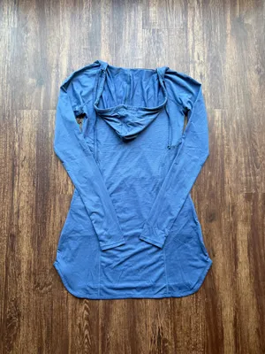 NWT Women’s Wave Life Aqua Spray Blue Long Sleeve Hoodie Cover Up - Size XS thumbnail 3