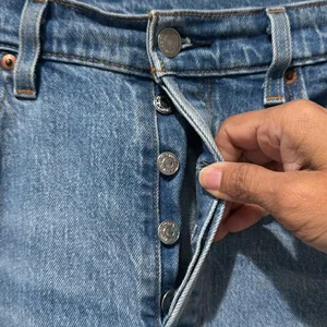 Levi's 501 Original Fit Stretch Women’s Jeans Straight Fit High Rise button Fly thumbnail 7