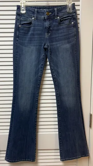 American Eagle Outfitters Jeans thumbnail 1