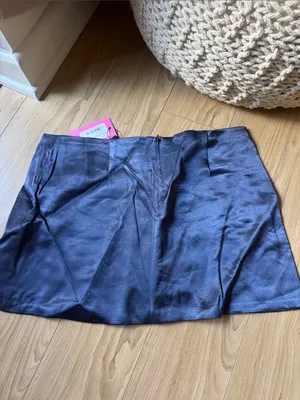 Edikted Satin Mini Skirt thumbnail 3