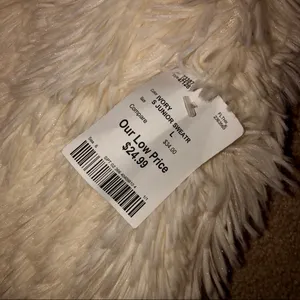 white fur vest Size L thumbnail 3