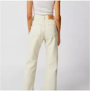 BDG Cowgirl Straight Leg Jeans thumbnail 2