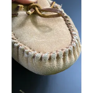 Minnetonka SKU 7672 Womens Moccasins Sheepskin Lined Slip On Shoes Size 10 thumbnail 9