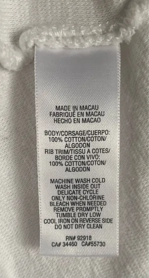 JUICY COUTURE-WHITE ZIP FRONT HOODIE-WOMENS SIZE SMALL Cozy white hooded zip-up jacket with drawstrings. Perfect for casual wear, 3/4 sleeves, gold hardware, J zipper pull, 100% cotton, has stretch, excellent condition Measurements: Bust: armpit to armpit 23-25 inches Length: shoulder seam to bottom 20 inches thumbnail 9