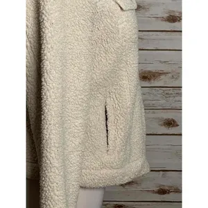 Mudd beige long sleeve sherpa/faux fur button-down trucker jacket Size Large thumbnail 4