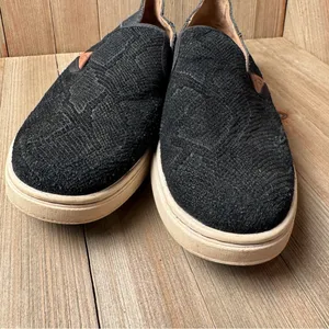 OluKai Womens 6.5 Black Snake Embossed Suede Leather Slip‎ On Loafers Shoes thumbnail 3