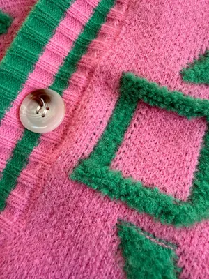 Source Unknown Pink & Green Coquette Kawaii Geometric Knit Cardigan Size Medium thumbnail 3