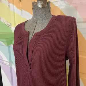 Aerie Fireside Long Sleeve Henley T-Shirt Ribbed Top in Maroon Sz XL 💕🎀 thumbnail 4