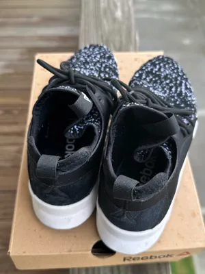 Reebok Black & White Speckled Knit Sneakers thumbnail 2