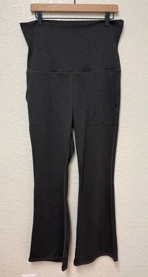 HALARA High-Waist Dark Gray Flare Pants Size 1X thumbnail 1