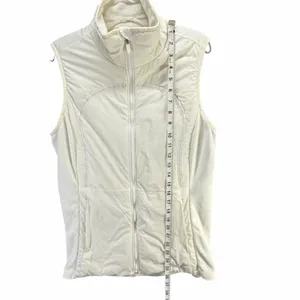 Lululemon Run For Cold Vest Womens 10 Cold‎ Weather Athleisure Layers Outdoors thumbnail 7