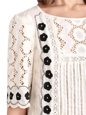 Anthropologie Floreat 4 White Eyelet Lace Black Floral Trim Veille Peasant Top thumbnail 3