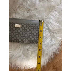 Coach Madison Needlepoint Op Art Accordion Zip Wallet light gray RARE thumbnail 9