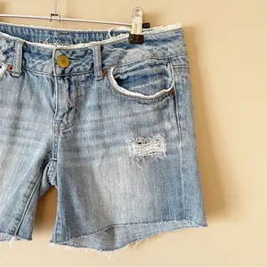 AMERICAN EAGLE | Denim Lace Trim Denim Shorts Sz 4 thumbnail 3