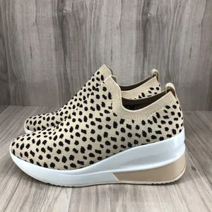 Gianni Bini Beige & Black Leopard Knit Slip-On Platform Sneakers Size 8 thumbnail 2