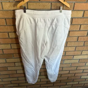 Lululemon Scuba High-Rise French Terry Jogger White Sweatpants Women’s Size 18 thumbnail 4