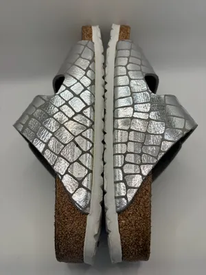 Birkenstock Arizona Gator Gleam Silver Metallic Croc Sandals EU 38 US 7-7.5 thumbnail 6