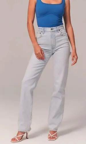 Abercrombie High-Rise Jeans 90s Straight thumbnail 1
