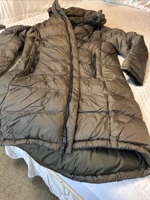 The North Face Women's Olive Green Long Quilted Puffer Jacket thumbnail 1