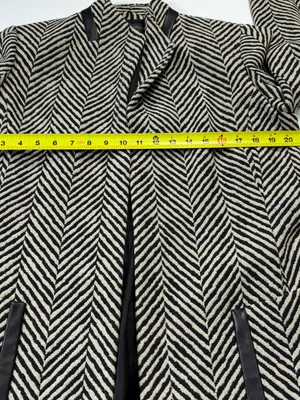 Dana Buchman Wool and Leather Blend Black and Cream Chevron Herringbone Blazer thumbnail 4