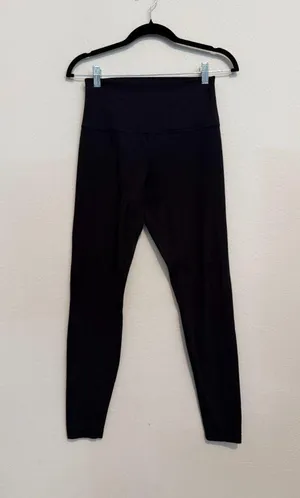 Lululemon Black High-Rise Leggings Size 8 thumbnail 1