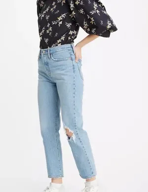 Levi's Premium Wedgie Straight Leg Denim Jean thumbnail 4
