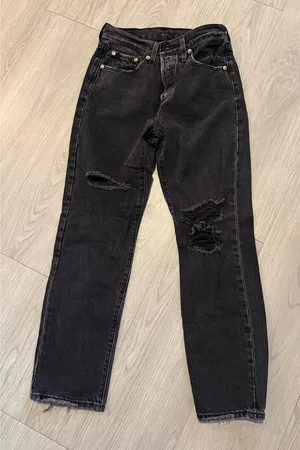 Levi’s Women’s Jeans thumbnail 1