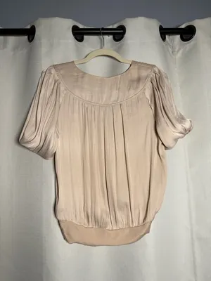 Anthropologie Current Air Blush Tan Satin Short Sleeve Surplice Blouse Size XS thumbnail 2
