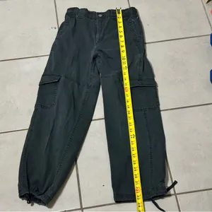 Old Navy Women‎ Gray/Black Baggy Cargo Pants size XS thumbnail 7