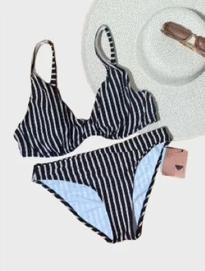 Shade & Shore Black and White Striped Bikini Set Panty M Bra 34 D thumbnail 1