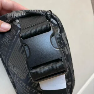 Lululemon Everywhere Belt Bag 1L Manifesto thumbnail 10