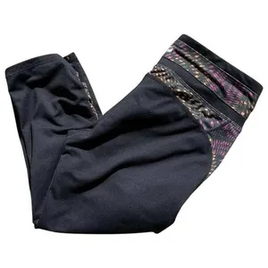 Fabletics Womens Leggings‎ Size S Camacan Capri Workout Black Print Activewear thumbnail 2